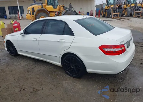 2010 Mercedes-Benz E 350 from USA, damaged, VIN WDDHF5GB6AA065202